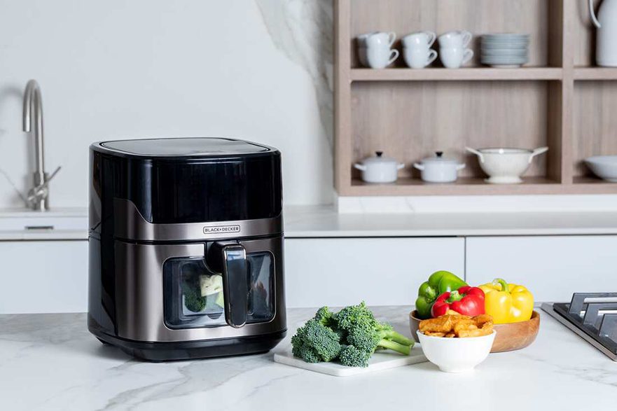 BLACK+DECKER BXAF6500E 6,5 literes forrólevegős sütő digitális kijelzővel